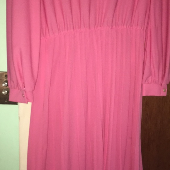 Worn Once Pink Chiffon Midi Dress with 3/4 Sleeve - Picture 4 of 4
